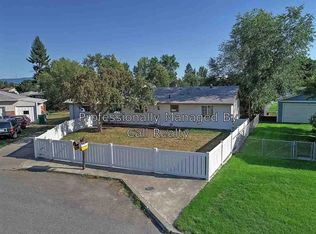 8720 E Shannon Ave, Spokane, WA 99212