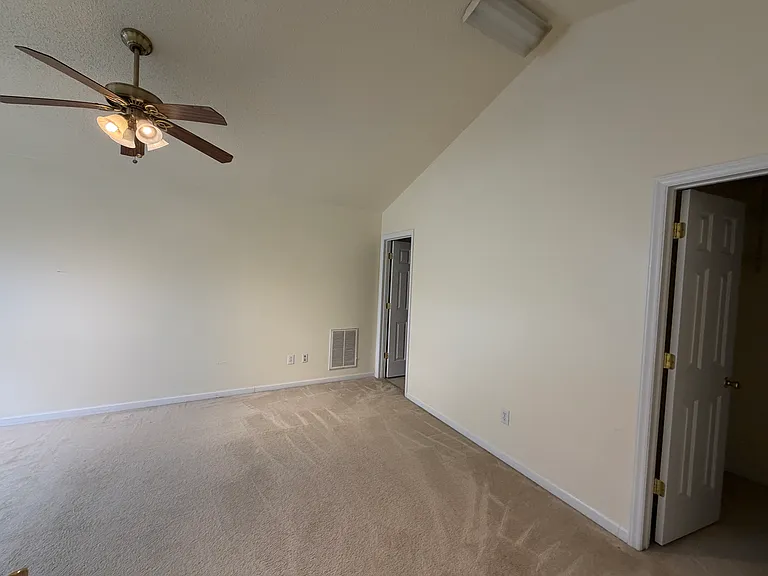 5804 Cherryrain Ct — Photo 12