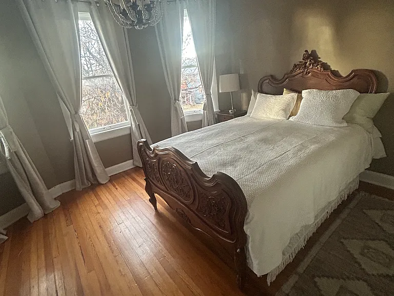 548 S Pearl St — Photo 17