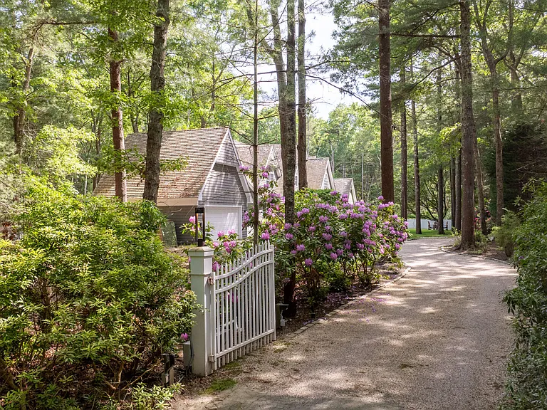 9 Old Pine Dr — Photo 41