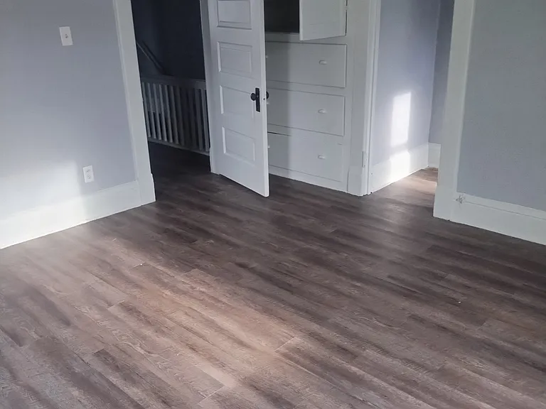 723 Cottage Grove Ave #723 — Photo 1