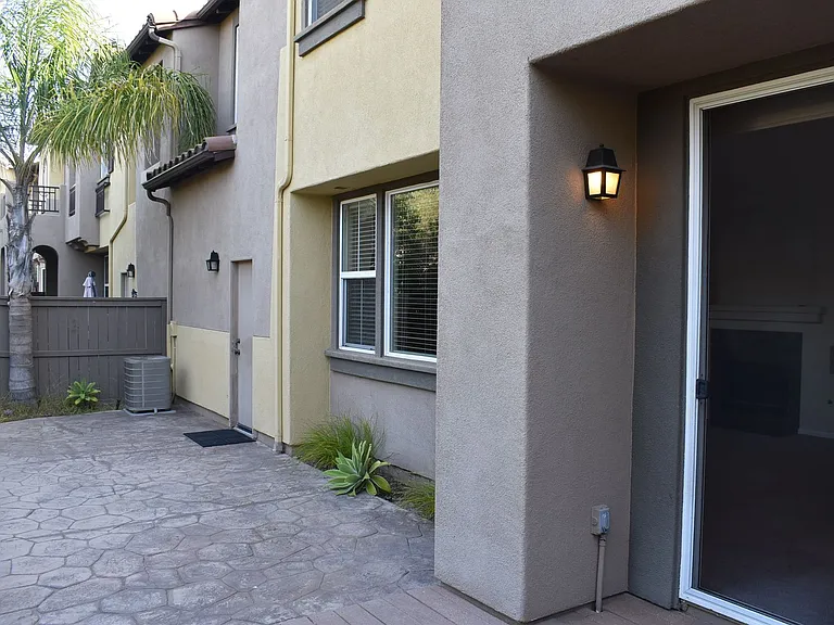 2662 Prato Ln — Photo 19