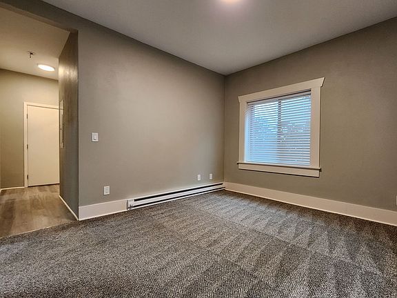 5th image of 414-422 Tacoma Ave S #109