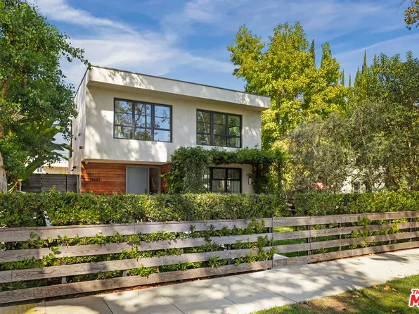 12201 Cantura St, Studio City, CA 91604