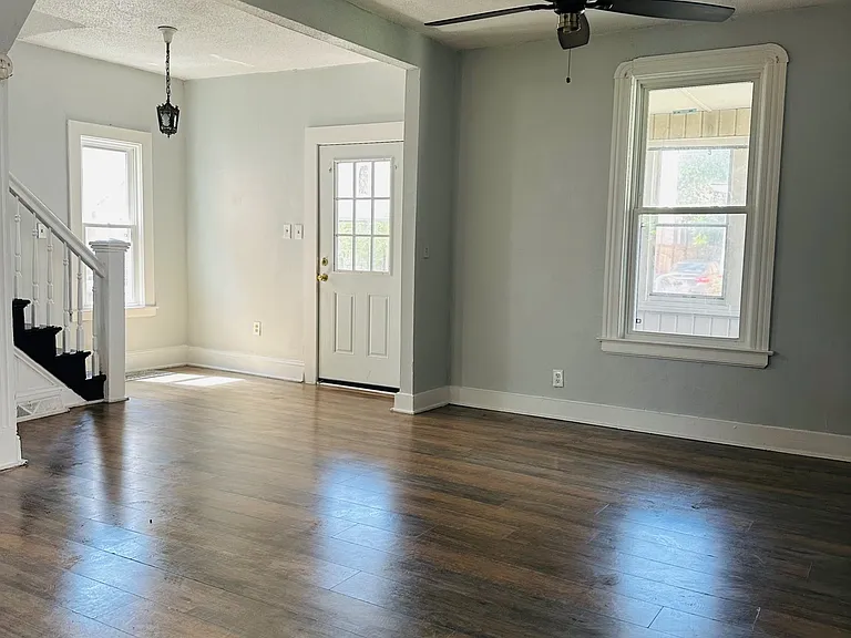 830 Main Ave — Photo 29