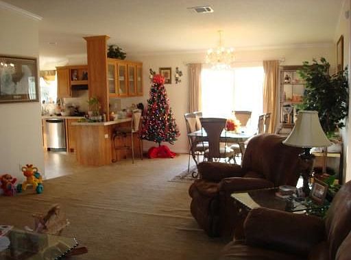Open Living & Dining Room! 