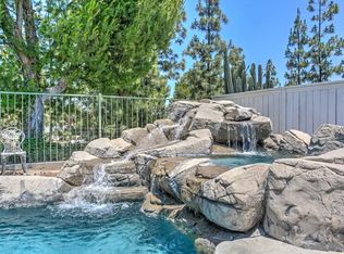 25432 Oak Leaf Rd, Laguna Hills, CA 92653