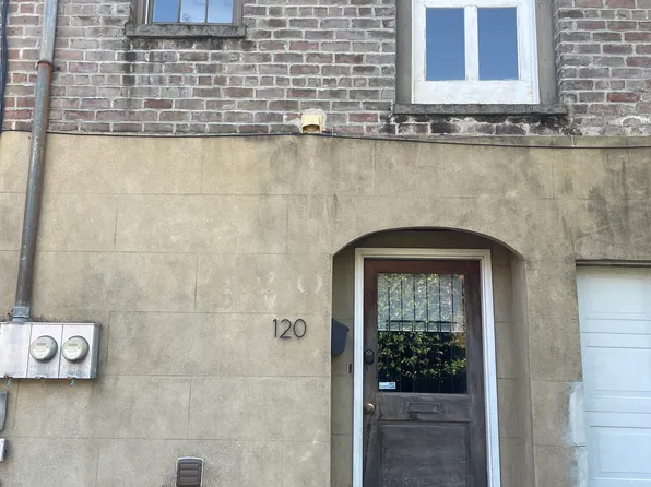 120 E Charlton Ln, Savannah, GA