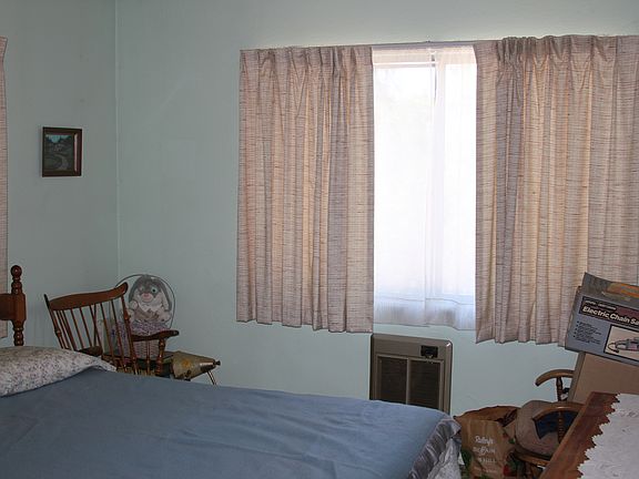 4th image of 2793 Debbie Ln