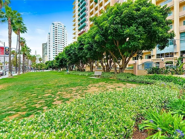 488 E Ocean Blvd #507 — Photo 23