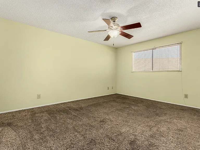 4403 S Terrace Rd — Photo 20