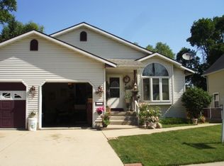 343 Poet St, Columbus, WI 53925