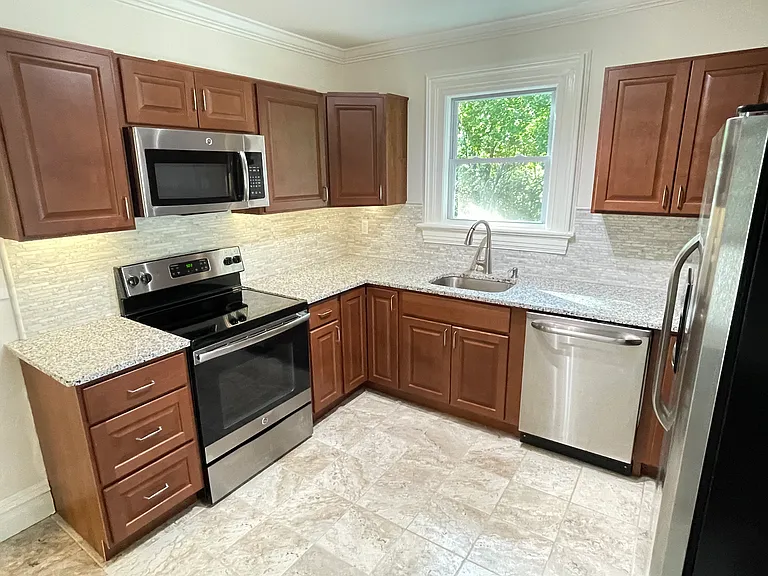 85 Western Ave #2 — Photo 4