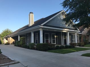 2257 Gruene Lake Dr, New Braunfels, TX 78130