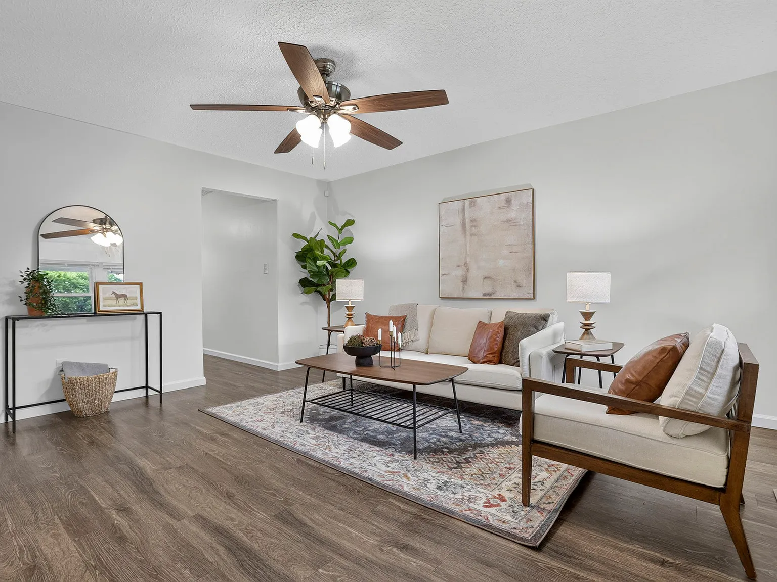 3 bed, 952 sqft, $1,650 — Photo 4