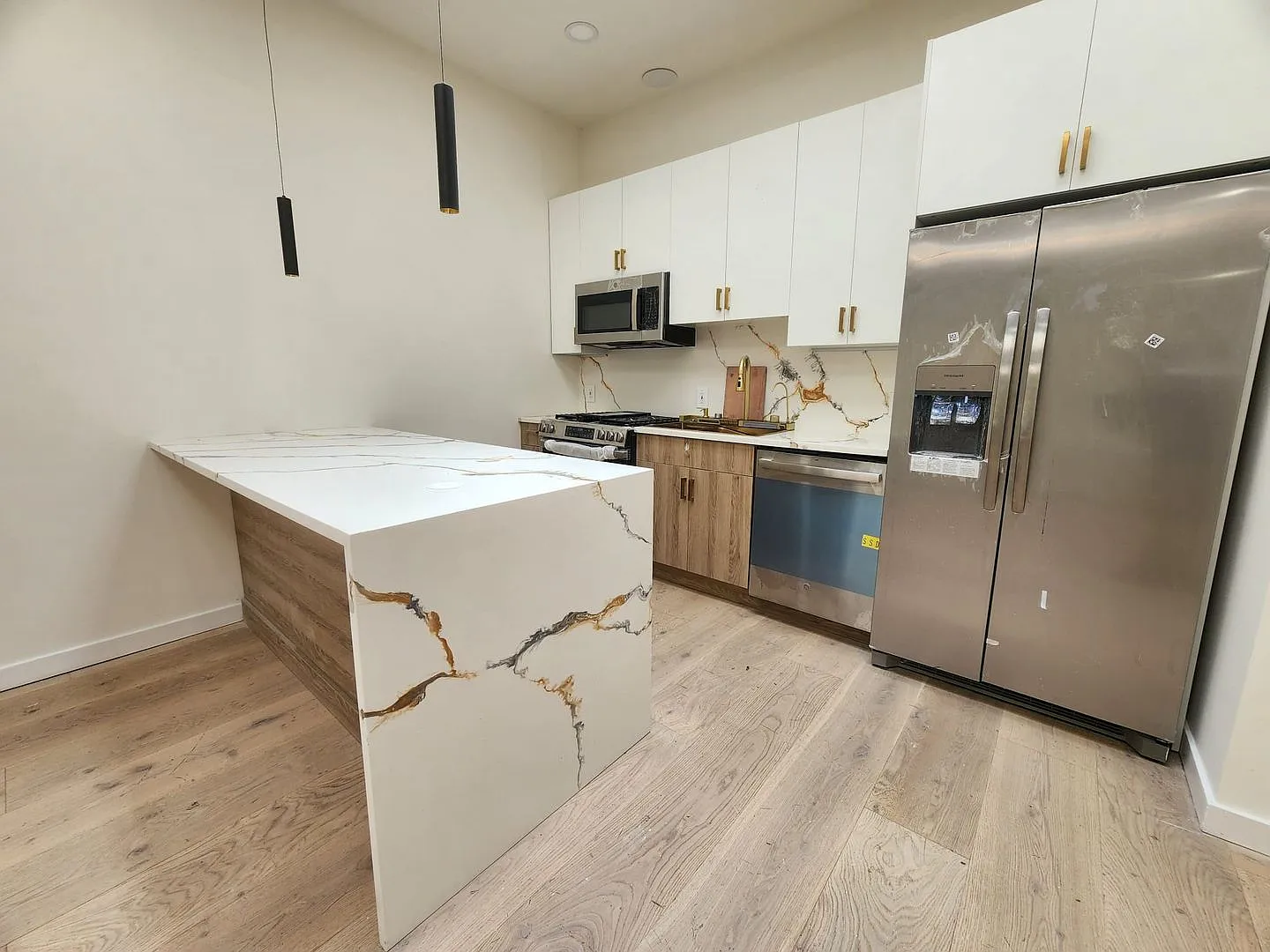 Brand new 2-bedroom apartment available NOW — Photo 2