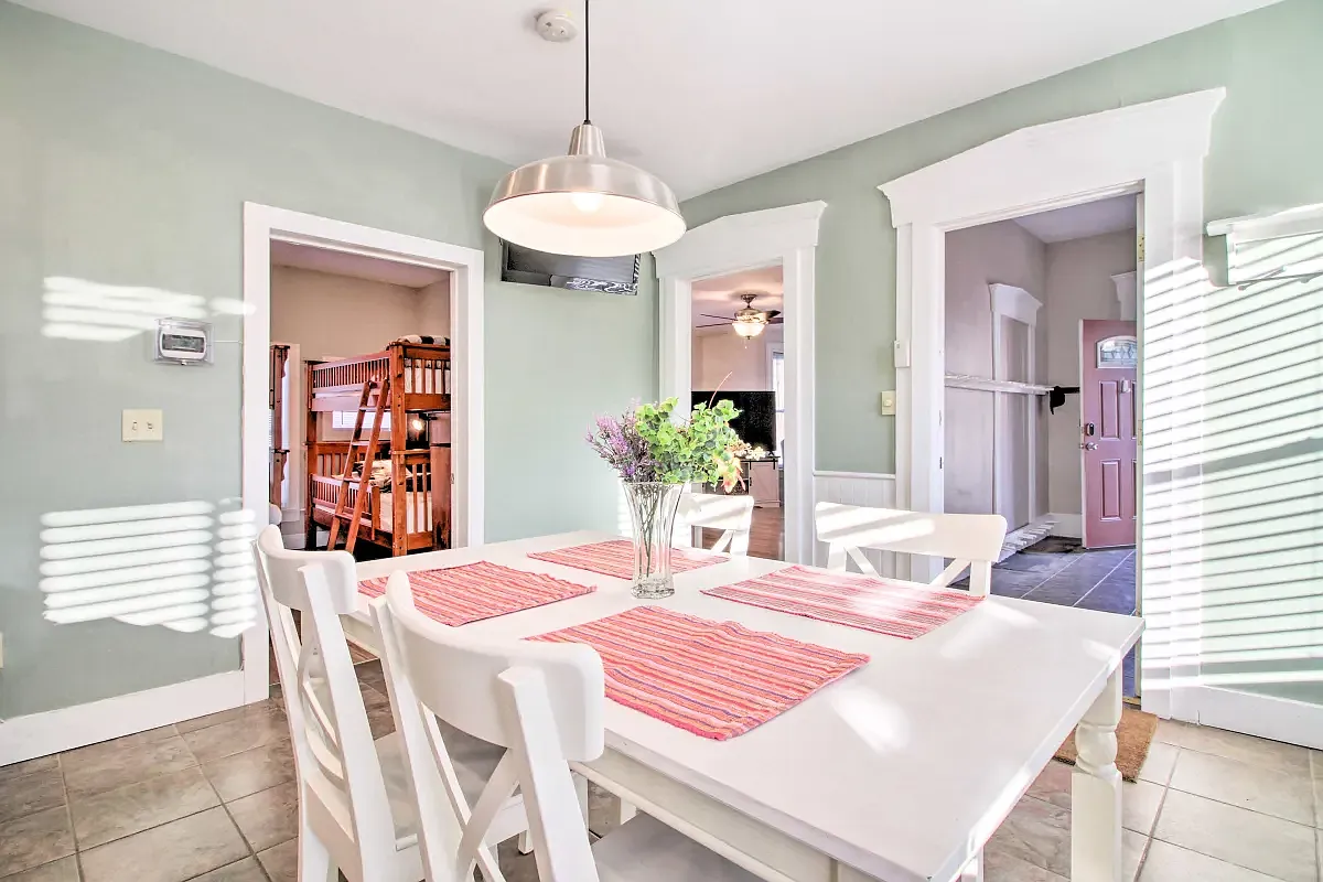2 bed, 1000 sqft, $2,500 — Photo 4