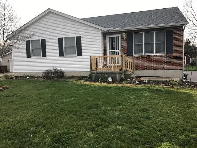 39 Gordon Dr photo 1