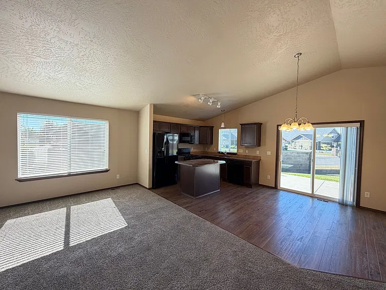 7808 W Kayak Ct — Photo 3