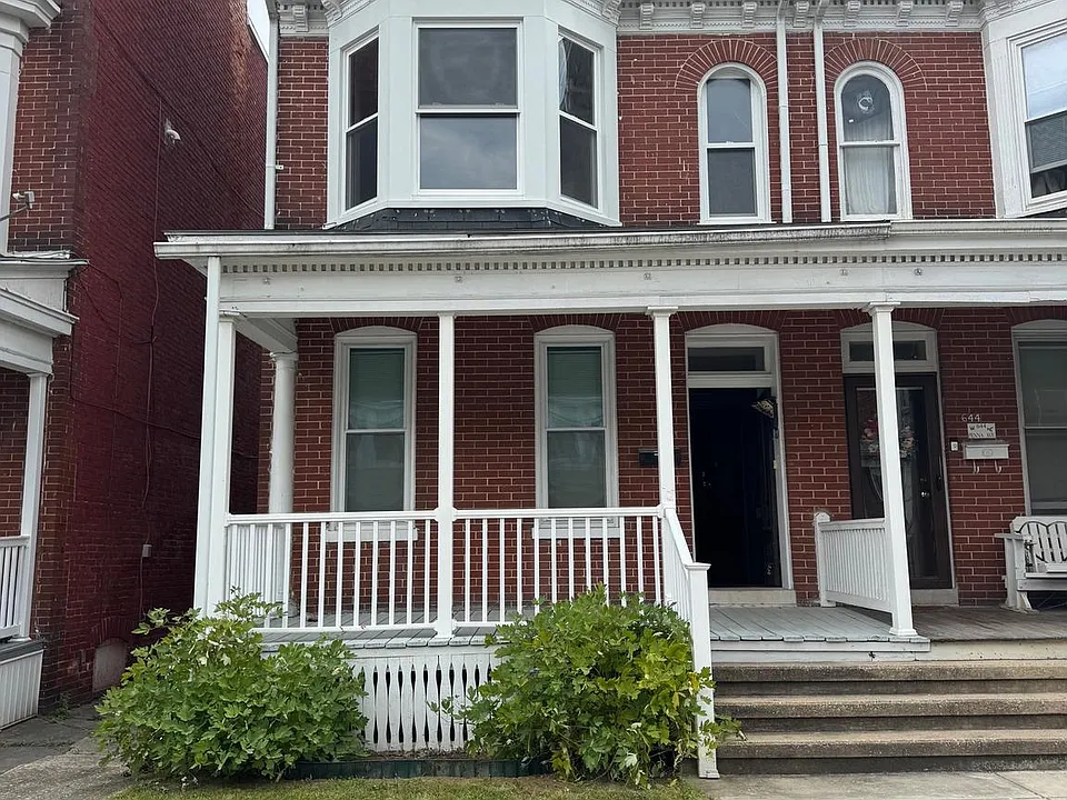 642 Pennsylvania Ave #2