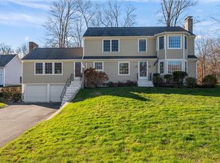 94 Abbott Run Valley Rd, Cumberland, RI 02864