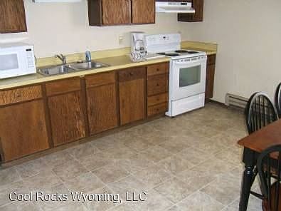 4th image of 3260-3265 3270 3275 3285 Roosevelt Way #4790106