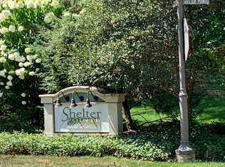 2138 Shelter Pointe Dr, Kalamazoo, MI