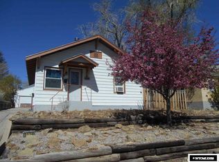 1014 7th St, Rawlins, WY 82301