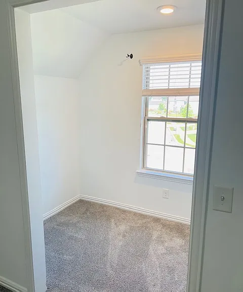 1008 Keeneland Dr — Photo 24