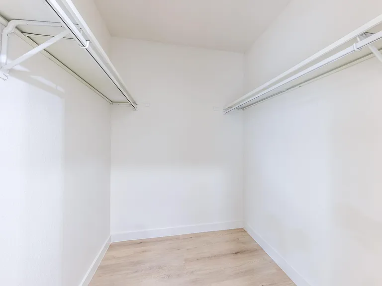 7601 W Gate Blvd — Photo 13