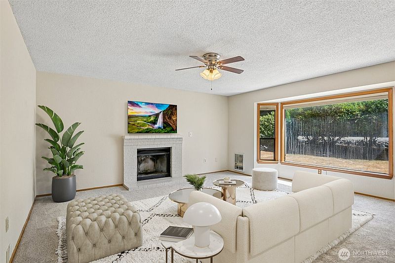 2nd image of 9003 159th Street E