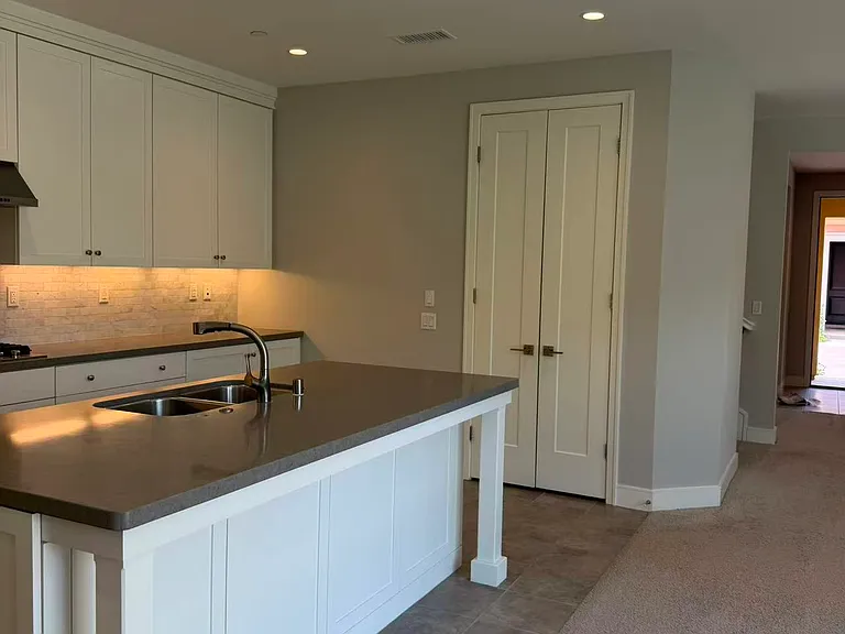 186 Villa Rdg — Photo 9