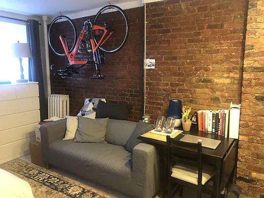 Rented by Bien Realty Ltd | media 13