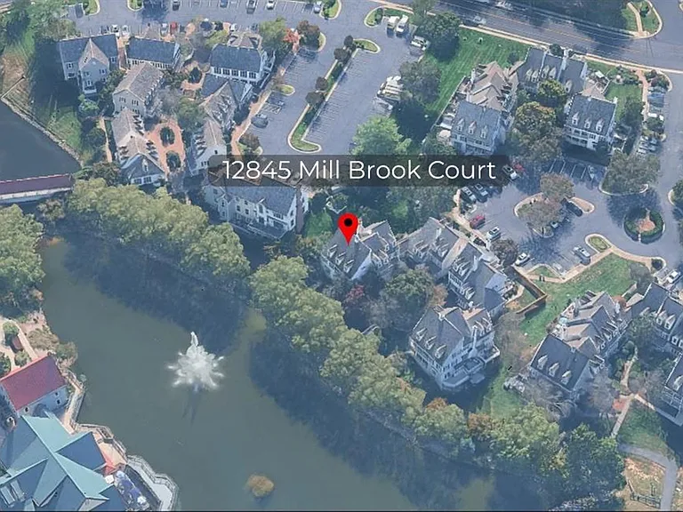 12845 Mill Brook Ct — Photo 6