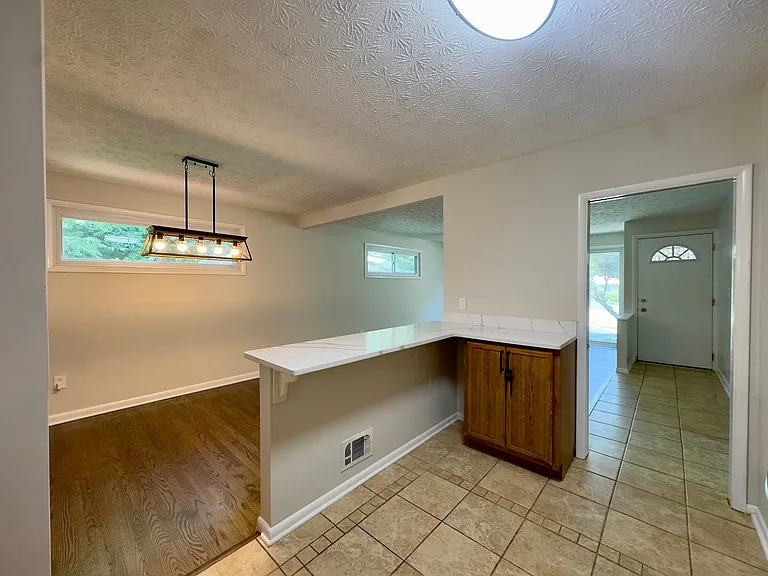 3903 Innerdale Ct — Photo 6