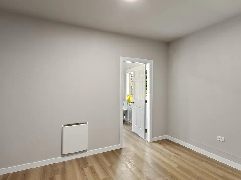2125 N Highland St — Photo 26
