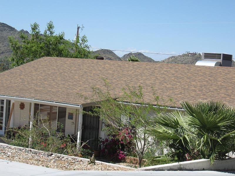 2nd image of 1532 E Sunnyslope Ln