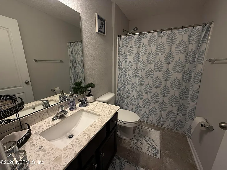 686 Glendale Ln — Photo 24