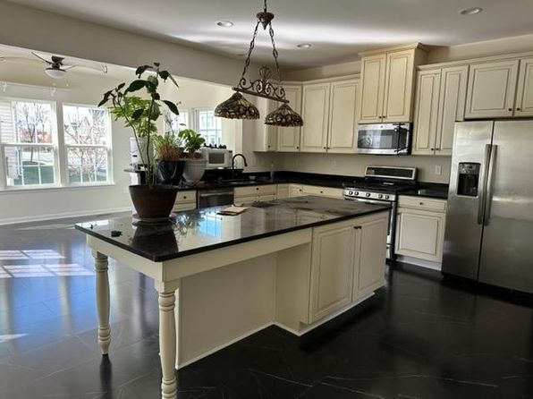 25067 Great Berkhamsted Dr