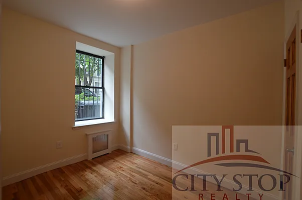 Rented by City Stop Realty | media 51