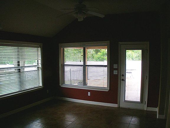 4th image of 4970 Pleasure Lake Dr
