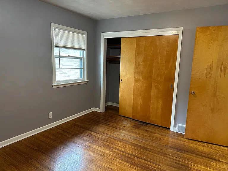 Homestead Apartments — Photo 6