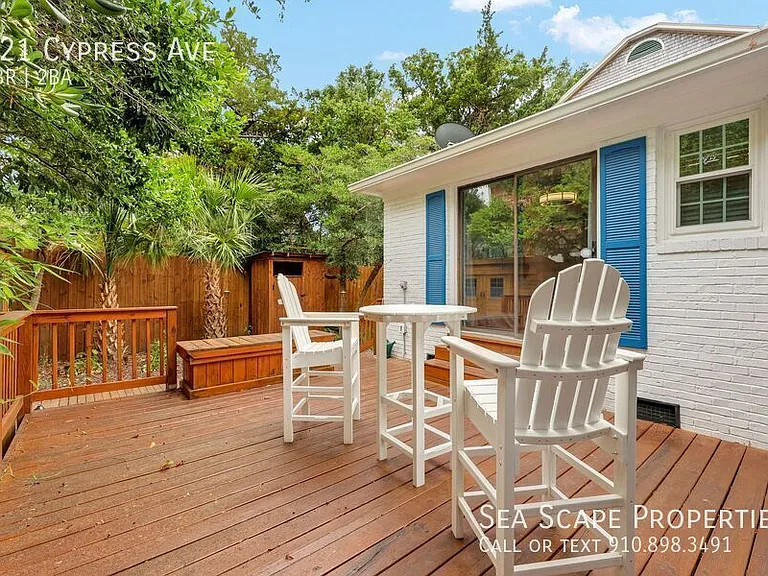 121 Cypress Ave — Photo 26