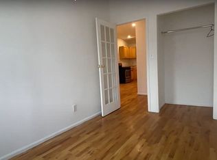939 Metropolitan Ave APT 3R, Brooklyn, NY 11211