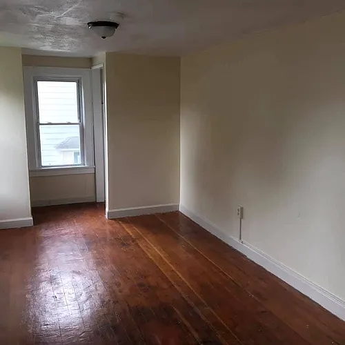 78 Elizabeth St #2 Photo 1
