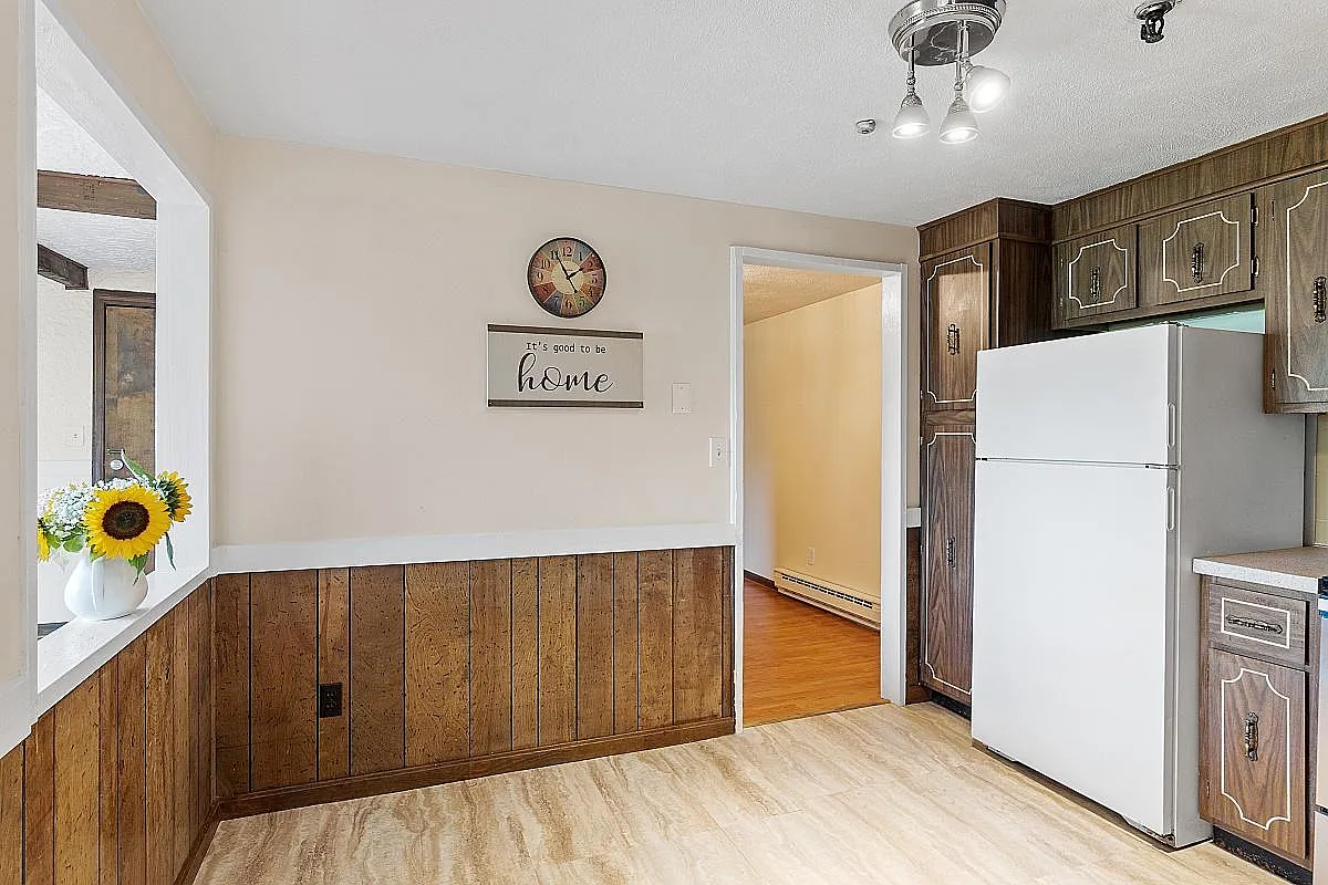 2 bed, 910 sqft, $2,000 — Photo 3