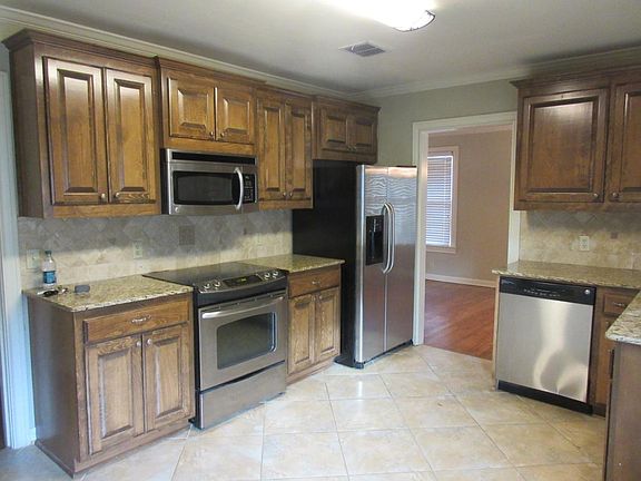 4th image of 4527 Steere Dr