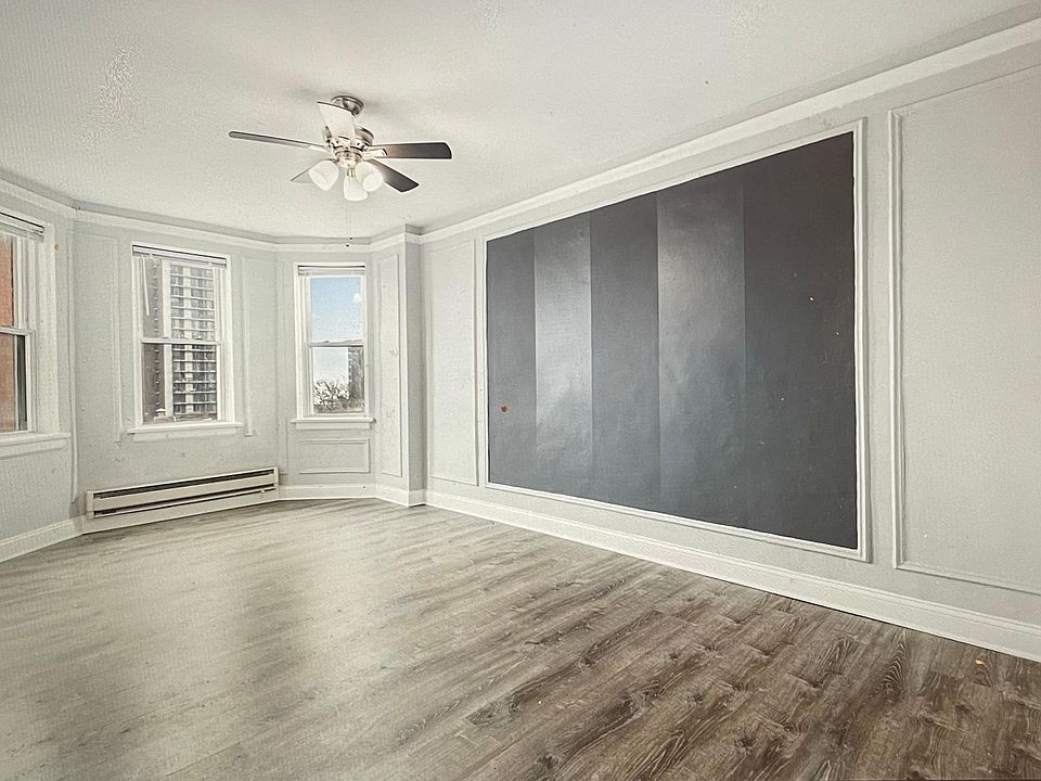 1st image of 5800 N Kenmore Ave #502
