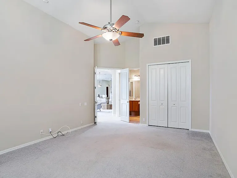 19841 Strathmore Pl — Photo 16