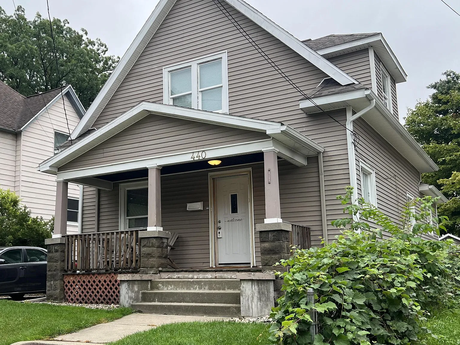 3 bed, 1475 sqft, $1,900 — Photo 1